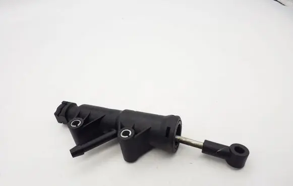 Clutch master cylinder