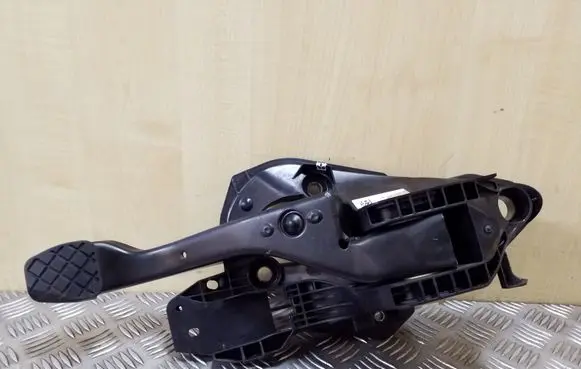 Volkswagen PASSAT B8 Brake pedal 5Q2721058AN