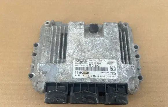 Ford Fiesta Engine control unit/module 6S6112A650VC 0281011612