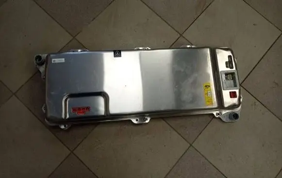 Tesla Model Y Voltage converter inverter 113555805A 151892000A