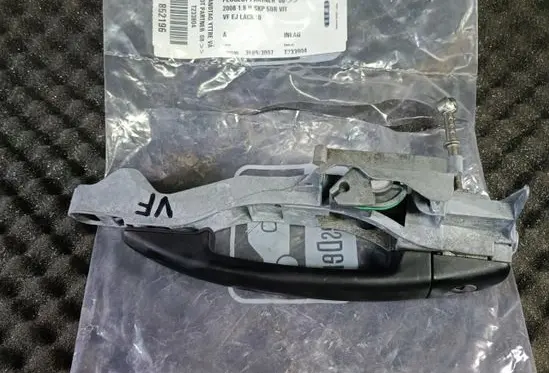 Peugeot 207 Front door exterior handle 910958
