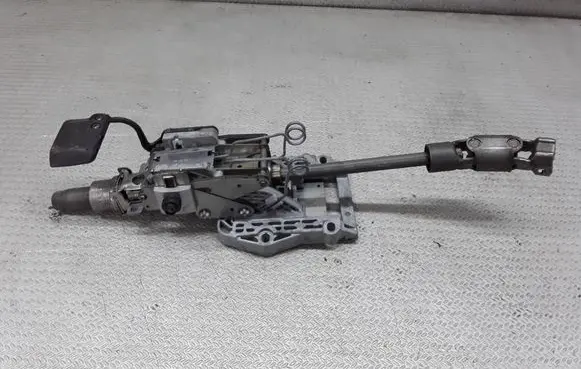 Volkswagen PASSAT B5.5 Steering wheel axle 3B0419502F