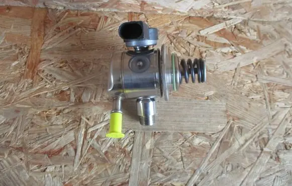 Seat Tarraco Fuel injection high pressure pump 05E127027L
