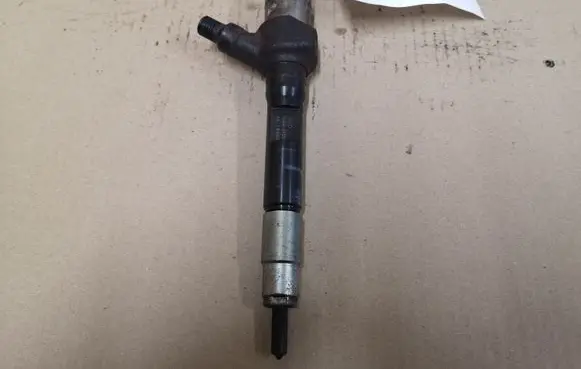 Mazda 6 Fuel injector R2AA 13H50