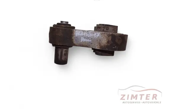 Engine mounting bracket