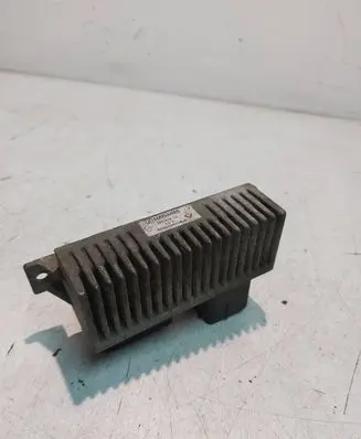 Renault Kangoo II Glow plug pre-heat relay 8200558438A RCS812