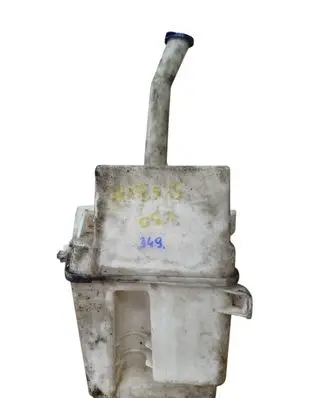 Toyota Avensis T250 Windshield washer fluid reservoir/tank 