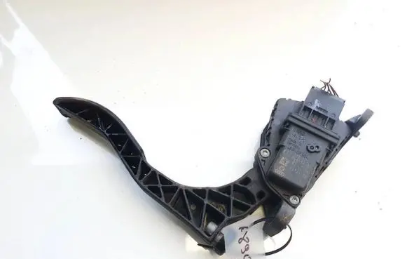 Audi A6 S6 C6 4F Accelerator throttle pedal 4f1723523a 6pv008984-04