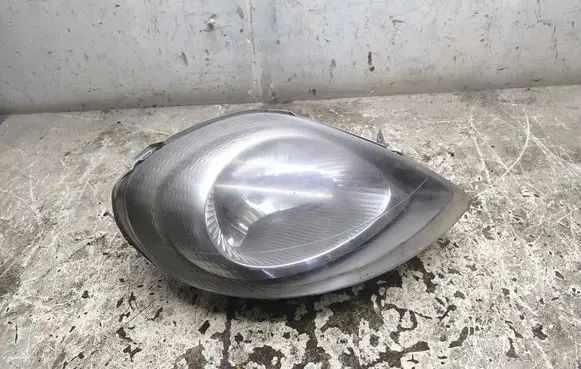Opel Vivaro Headlight/headlamp 20A665B