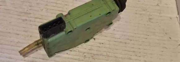 Volkswagen Multivan T4 Central locking motor 403680 701959781