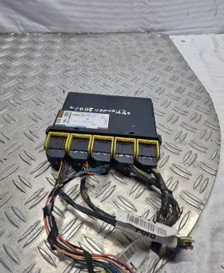 Ford Mondeo Mk III Comfort/convenience module 5WK48743B
