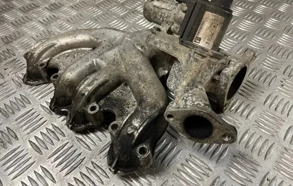 Volkswagen PASSAT B6 Intake manifold 03g129713k
