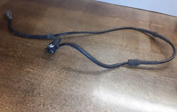 Citroen Xsara ABS brake wheel speed sensor 0265006389