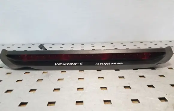 Opel Vectra C Third/center stoplight 024469480