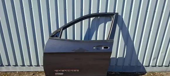 Jeep Cherokee Front door 