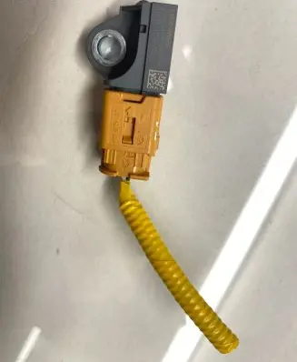 Hyundai Santa Fe Airbag deployment crash/impact sensor 959302W000 09082012 A0001133974
