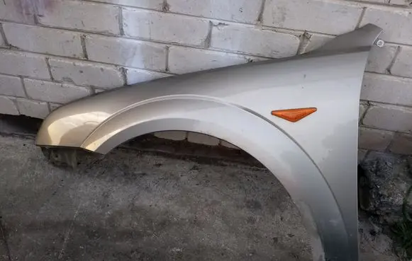 Ford Mondeo Mk III Fender