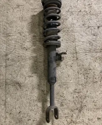 Front shock absorber with coil spring