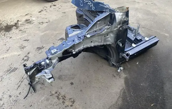 Lexus LBX Front quarter panel 