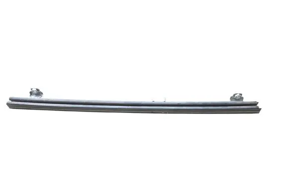 Renault Master III Front door windshield rail 8200683411