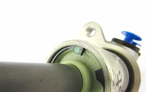 Mercedes-Benz E W210 Master brake cylinder 9304125000