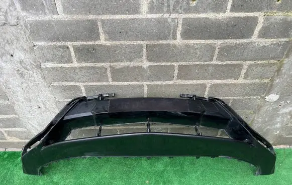 Lamborghini Urus Front bumper lip 4ML807110