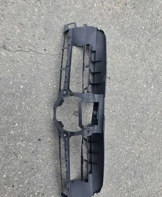 Mercedes-Benz GLS X167 Front bumper upper radiator grill A1678855704