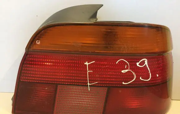 BMW 5 E39 Rear/tail lights 8358032