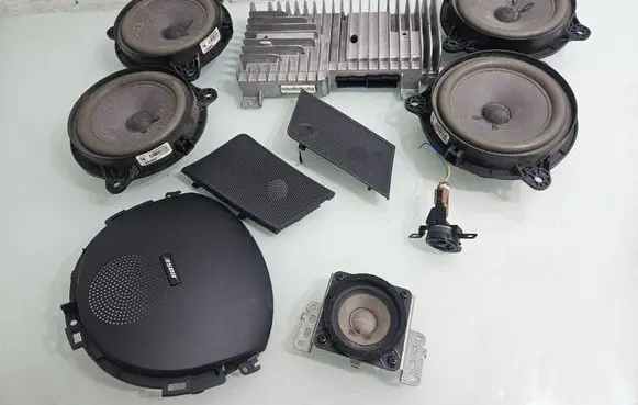 Renault Koleos I Audio system kit 28170JY10A