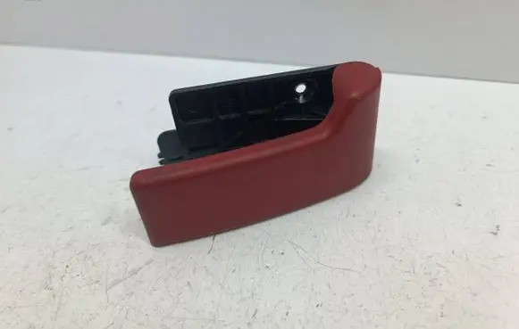 Engine bonnet (hood) release handle