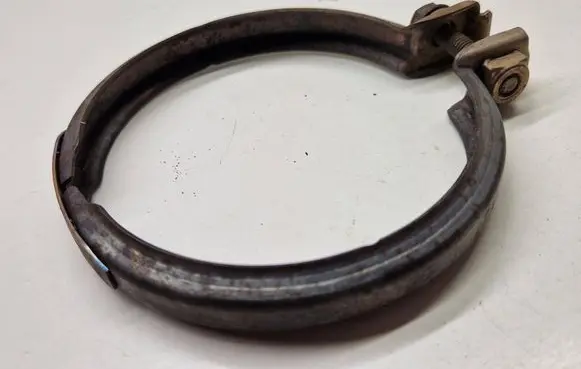 BMW X3 G01 Muffler pipe connector clamp 7606136