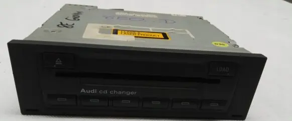 Audi A4 S4 B7 8E 8H CD/DVD changer 8E0035111D