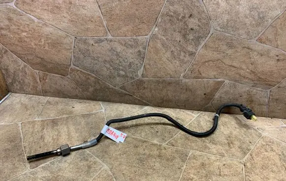 Mercedes-Benz CLS C218 X218 Lambda probe sensor A0019050600