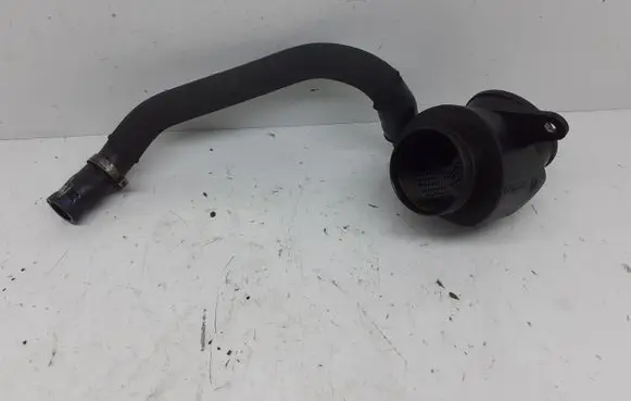 Audi A6 S6 C6 4F Turbo air intake inlet pipe/hose
