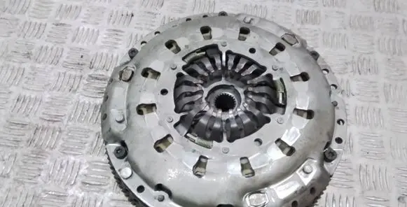 Volvo XC70 Clutch set kit 124020910 324032710