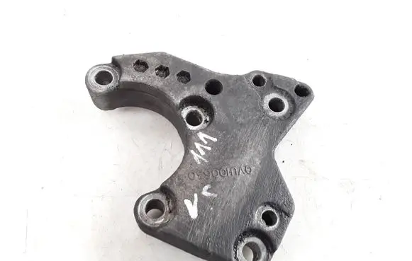 MG ZT - ZT-T Power steering pump mounting bracket QVU100630
