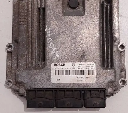 Renault Laguna III Engine control unit/module 0281014646 8200726880 8200905110