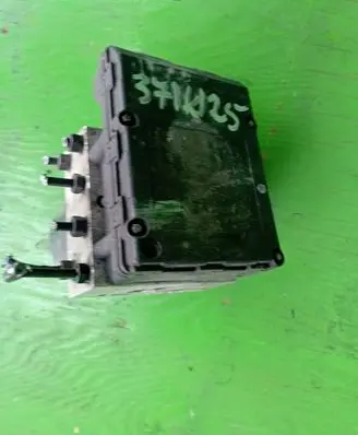 Volkswagen Golf IV ABS Pump 1J0907379G