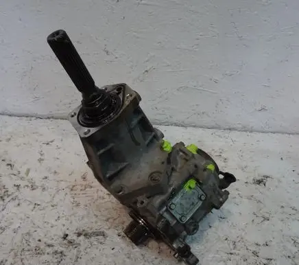 Gearbox transfer box case