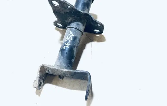 Volkswagen PASSAT B5 Front bumper mounting bracket 3b0807134a 02310028