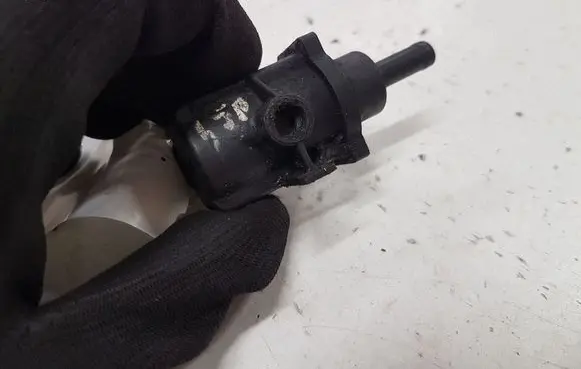Toyota RAV 4 (XA20) Turbo solenoid valve 9091012259