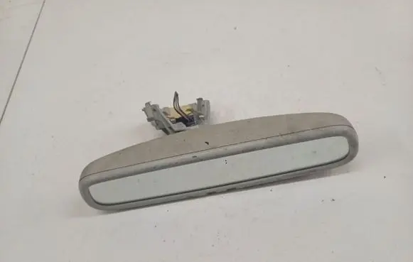 Rear view mirror (interior)