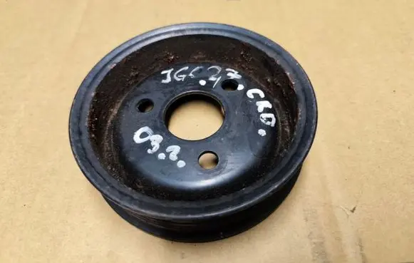 Jeep Grand Cherokee (WJ) Power steering pump pulley 