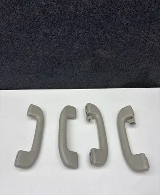 Nissan Murano Z51 A set of handles for the ceiling 
