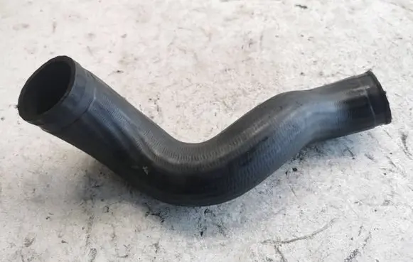 Volvo XC90 Intercooler hose/pipe