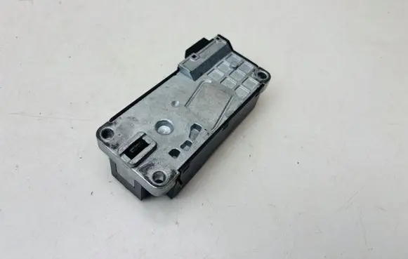 Volkswagen PASSAT B8 Steering wheel lock 3Q0905861