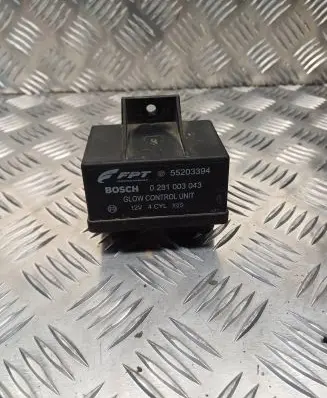 Glow plug pre-heat relay