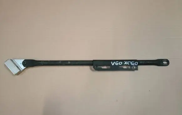 Volvo V60 Engine mount bracket 322447779