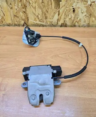 Volvo S80 Tailgate/trunk/boot lock/catch/latch 130807