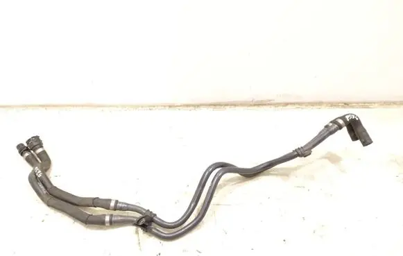 Porsche Taycan 9J1 Electric car engine cooling hoses/pipes 9J1122483